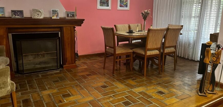 IMPORTANTE CASA 4 AMBIENTES, SAN MIGUEL.