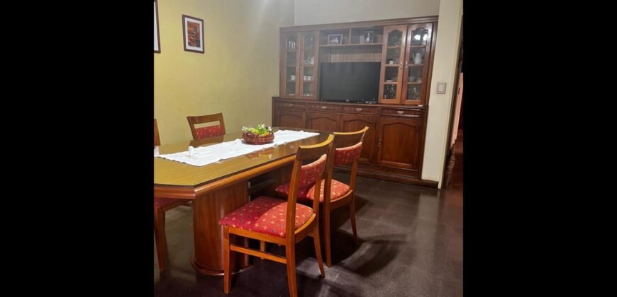 IMPORTANTE CASA 4 AMBIENTES, SAN MIGUEL.