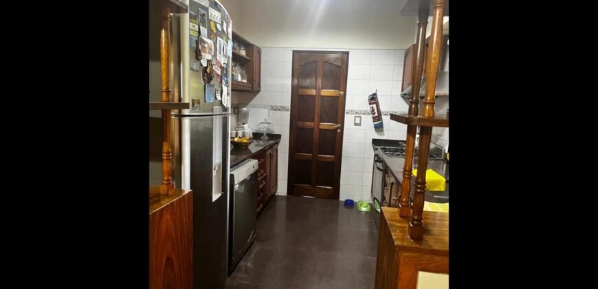 IMPORTANTE CASA 4 AMBIENTES, SAN MIGUEL.