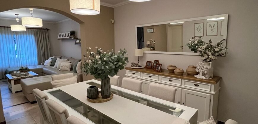 Casa en Barrio Cerrado “La Araucaria”, Bella Vista