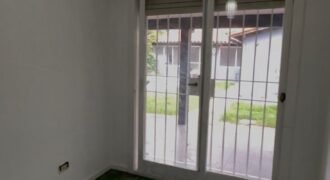 CASA (USO PROFESIONAL) CON DEPTO AL FONDO (VIVIENDA, SAN MIGUEL