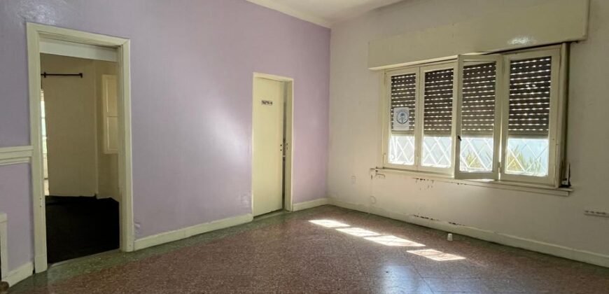 CASA 4 AMBIENTES, LAS HERAS 868 (USO PROFESIONAL)